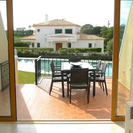 House F Sao Rafael - Free Wifi & Airco, Netflix Ready - 300m From The * 阿尔布费拉