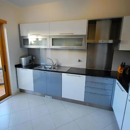 House F Sao Rafael - Free Wifi & Airco, Netflix Ready - 300m From The Dom wakacyjny Albufeira