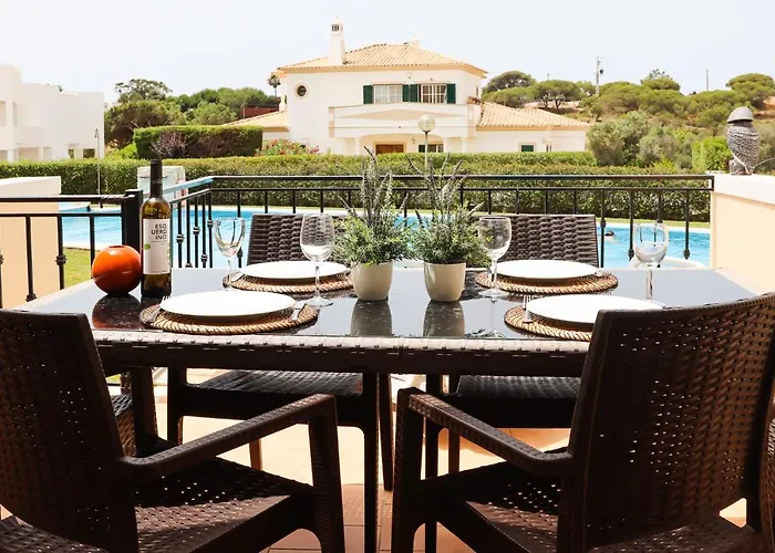 House F Sao Rafael - Free Wifi & Airco, Netflix Ready - 300m From The Casa de Férias