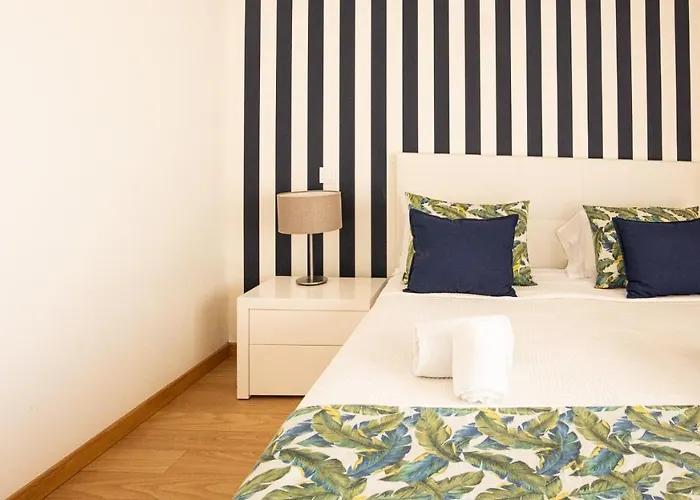 House F Sao Rafael - Free Wifi & Airco, Netflix Ready - 300m From The *
