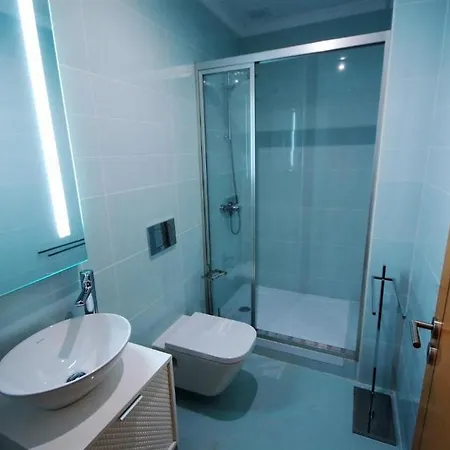 House F Sao Rafael - Free Wifi & Airco, Netflix Ready - 300m From The Tatil Evi *
