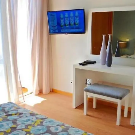 House F Sao Rafael - Free Wifi & Airco, Netflix Ready - 300m From The Holiday home Albufeira