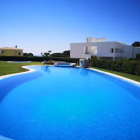 House F Sao Rafael - Free Wifi & Airco, Netflix Ready - 300m From The * Albufeira