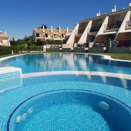 Holiday home House F Sao Rafael - Free Wifi & Airco, Netflix Ready - 300m From The Albufeira