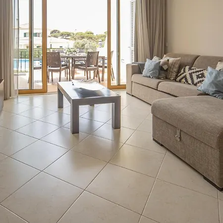 House F Sao Rafael - Free Wifi & Airco, Netflix Ready - 300m From The