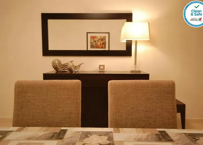 House F Sao Rafael - Free Wifi & Airco, Netflix Ready - 300m From The * Albufeira