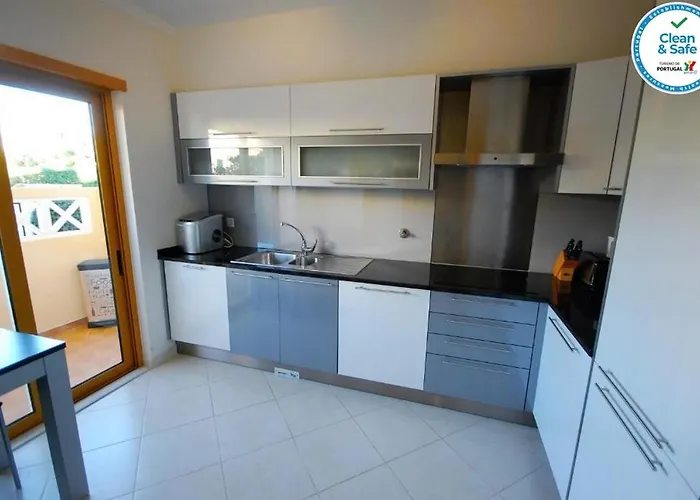 House F Sao Rafael - Free Wifi & Airco, Netflix Ready - 300m From The Ferienhaus Albufeira