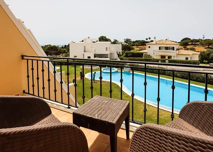 House F Sao Rafael - Free Wifi & Airco, Netflix Ready - 300m From The Ferienhaus