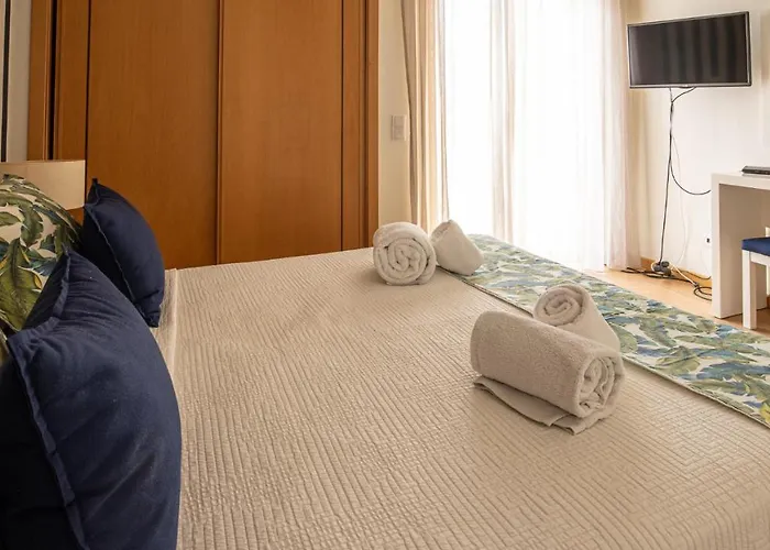 House F Sao Rafael - Free Wifi & Airco, Netflix Ready - 300m From The Ferienhaus *